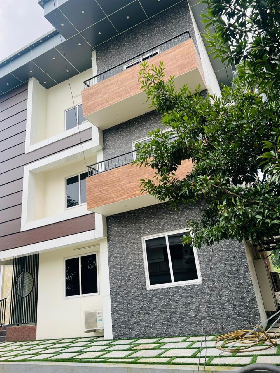 The Lotaz Hotel Kochi エクステリア 写真