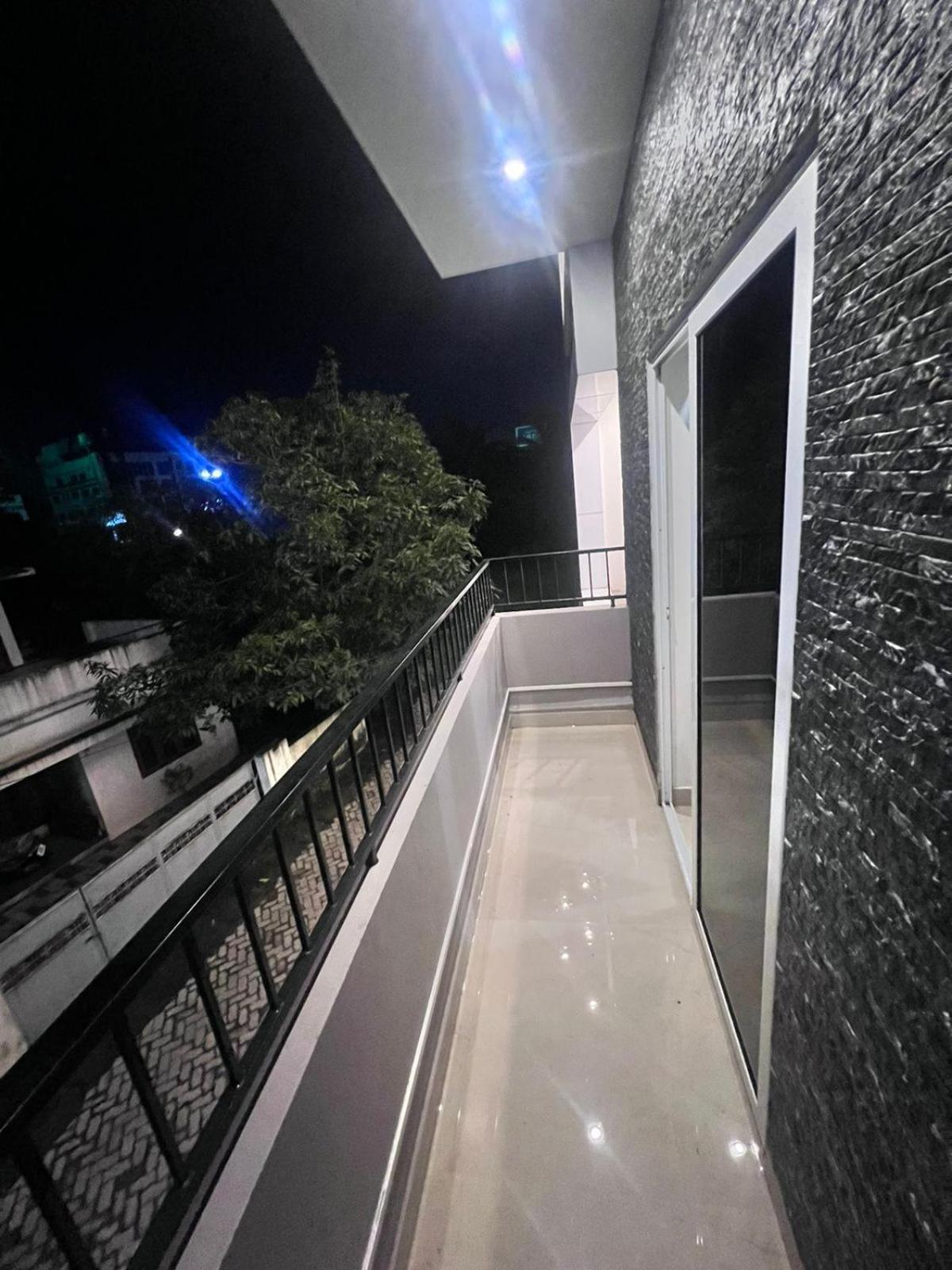 The Lotaz Hotel Kochi エクステリア 写真