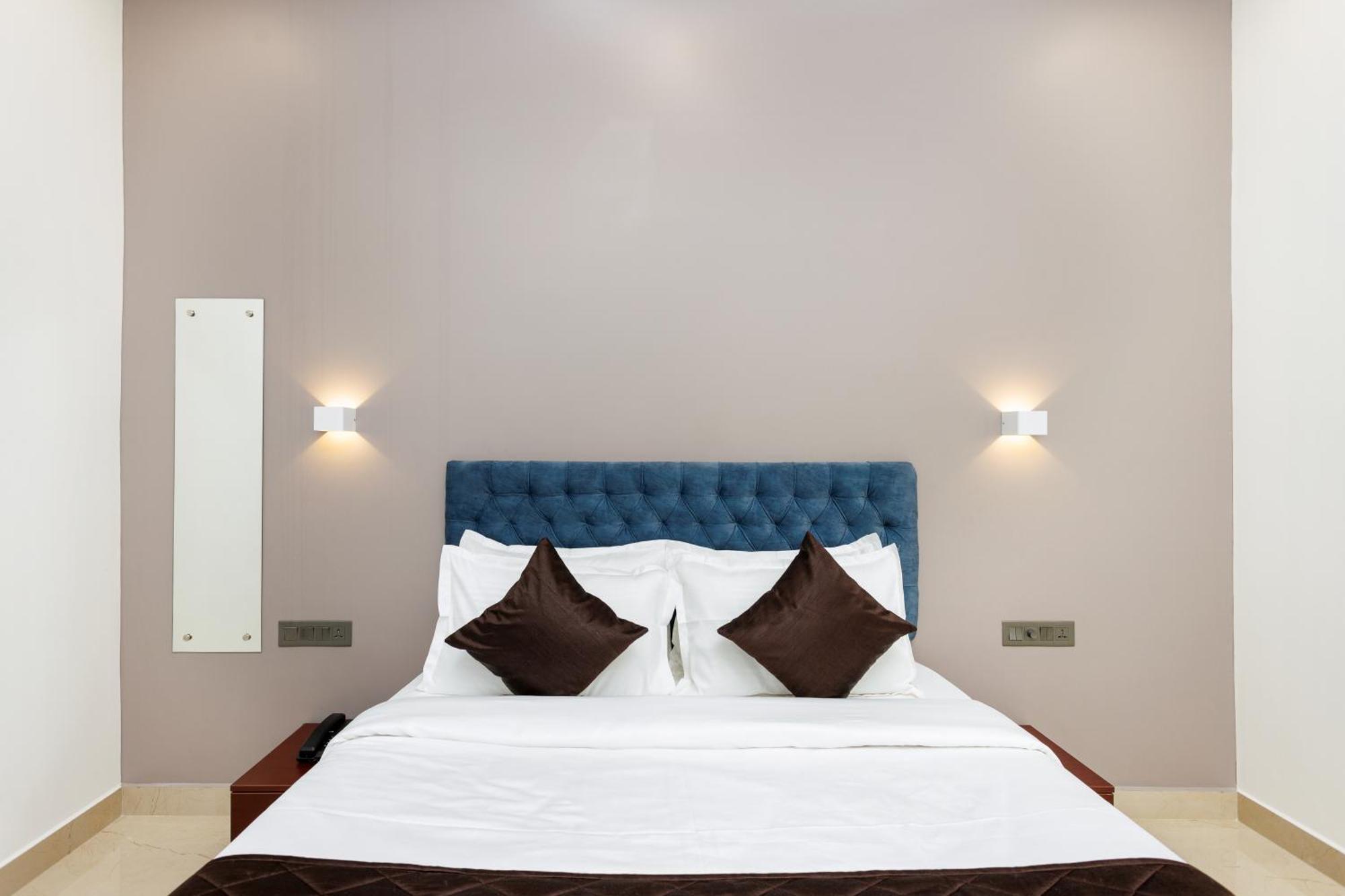 The Lotaz Hotel Kochi エクステリア 写真