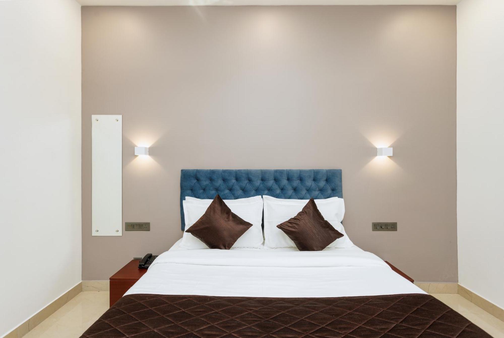 The Lotaz Hotel Kochi エクステリア 写真