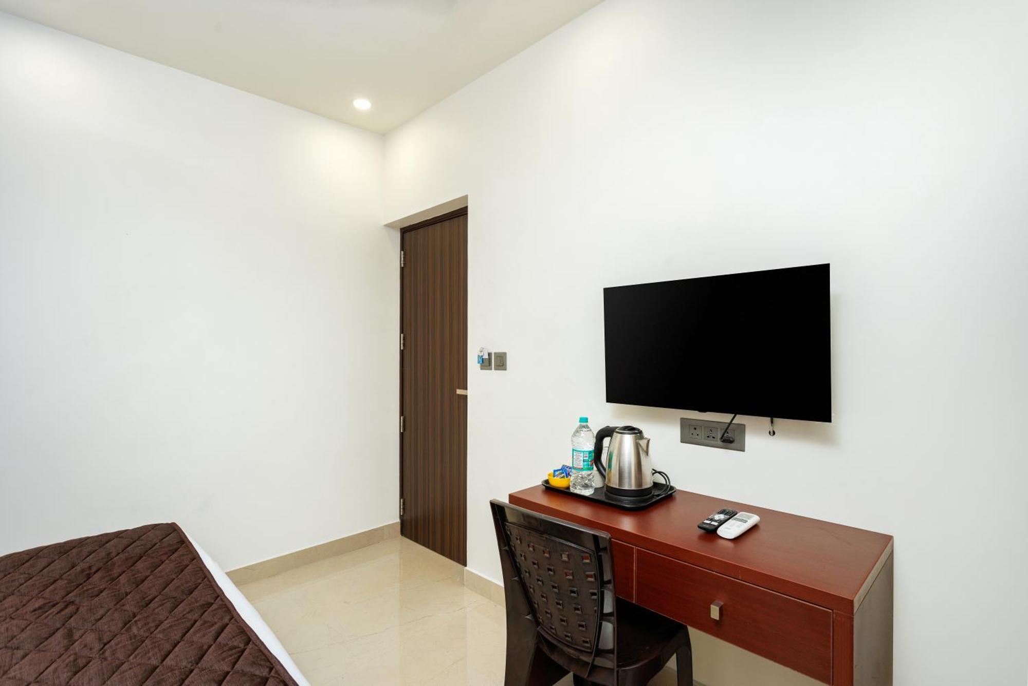 The Lotaz Hotel Kochi エクステリア 写真